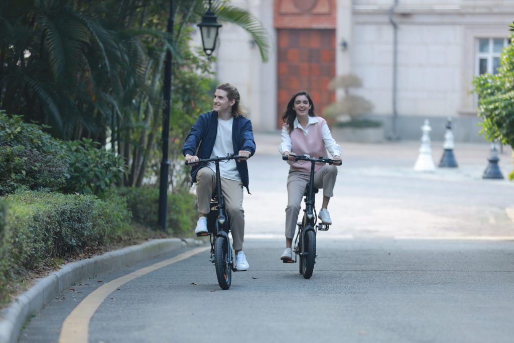 La Guida Definitiva per Sopravvivere all’Inverno con la tua E-Bike nel Regno Unito: Come Mantenere la Batteria e i Freni Funzionanti sotto Pioggia e Freddo 14