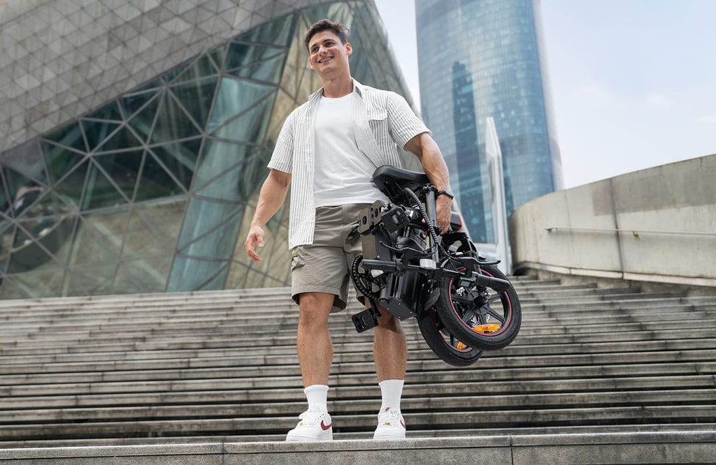 Mid-Drive vs. Hub Drive E-Bike: Differenze Chiave Spiegate 1