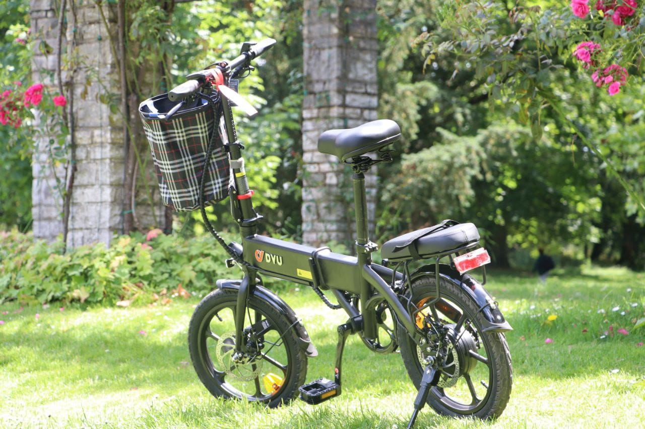 Stanco del traffico? Questa bici elettrica pieghevole rivoluzionerà il tuo tragitto nel Regno Unito! 2