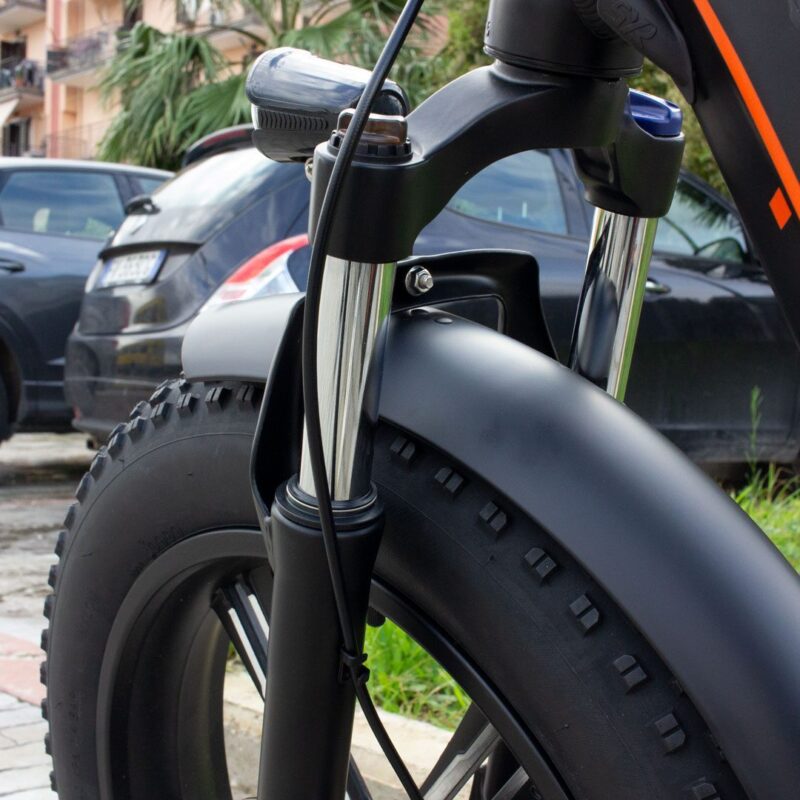 Fat Bike Elettrica Tsunami 3.0 250W – Potente, Stabile, Pronta a Tutto 2