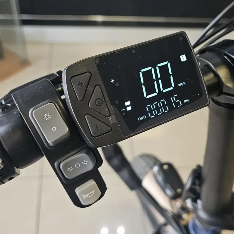 Fat Bike Elettrica Vulcano S-Type V2.1 250W – Potente e Pronta per l'Avventura 3