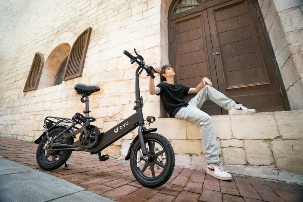 DYU C3 vs FIIDO D3 PRO: Quale e-bike pieghevole è migliore per i pendolari urbani? 1